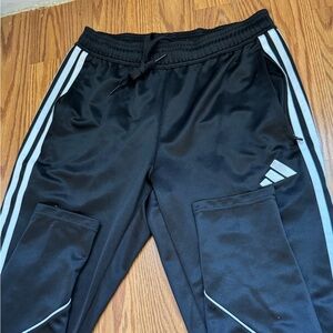 Adidas Black Tiro Sweatpants Men’s size small